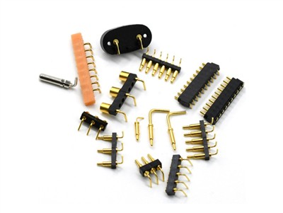 Connecteur Pogo mâle et femelle à angle droit